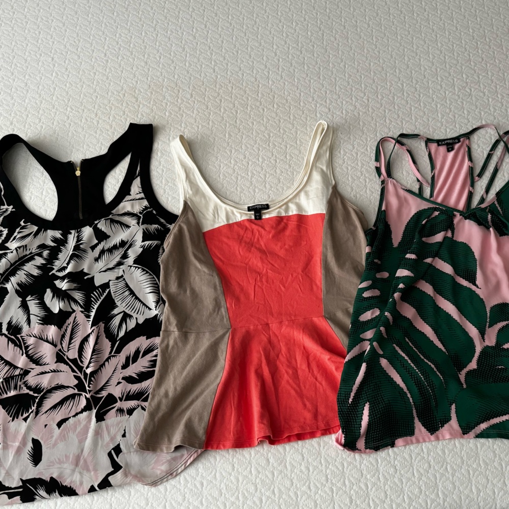 Lot 3 large express tank tops